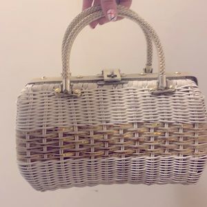 Vintage white/gold basket bag